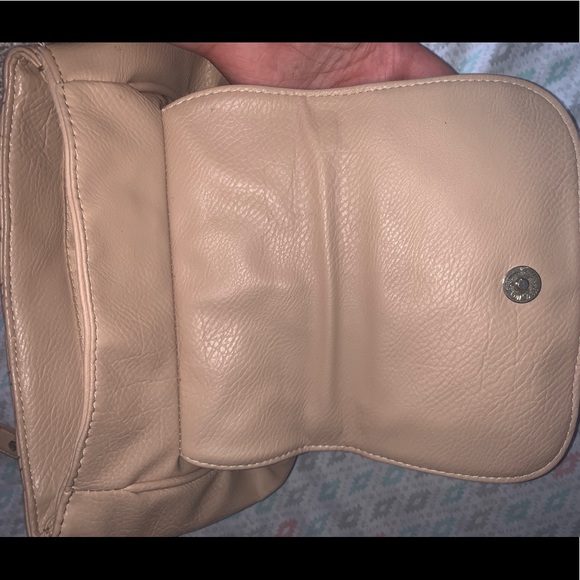 BCBG Paris shoulder purse - Picture 7 of 11